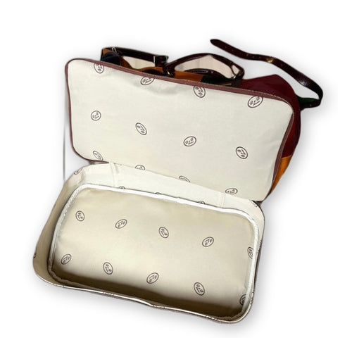 Travel bag with double bottom in multicolor leather