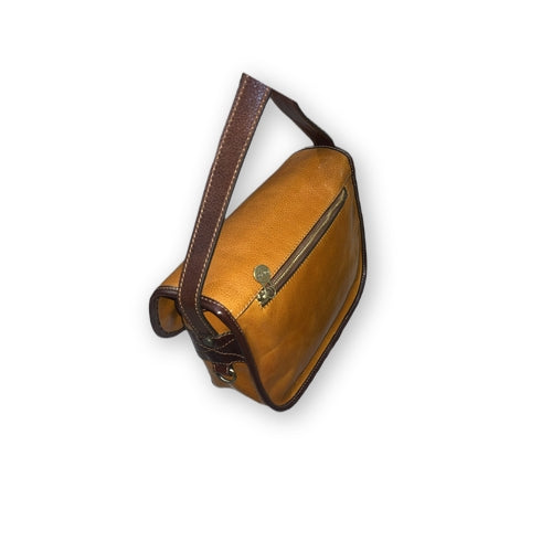 Borsa postino lavorata in pelle | Artigianale Made in Italy – Cuoieria Italiana