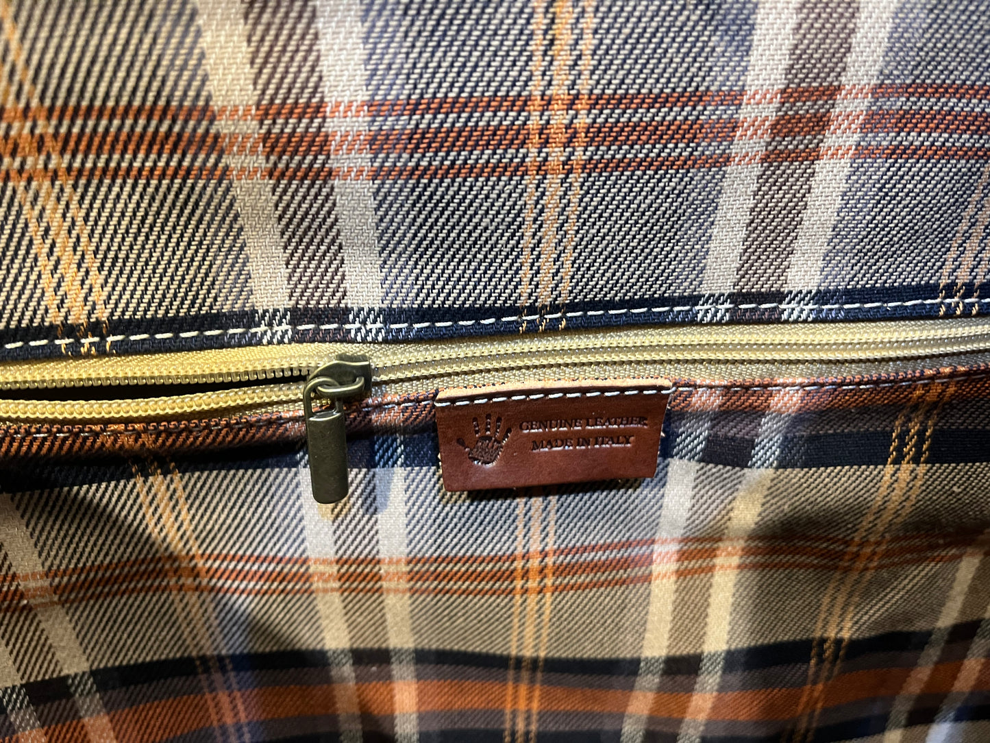 Medium Size Doctor's Leather Bag with Iron