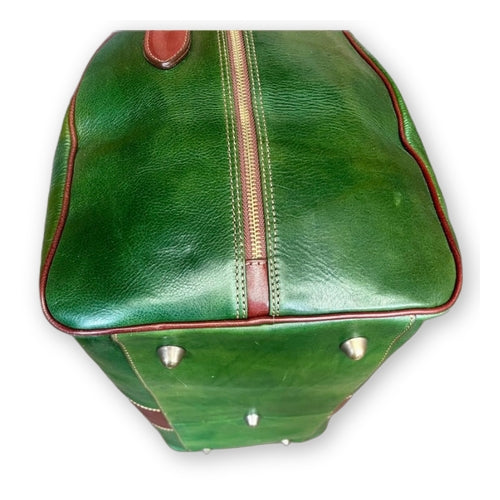 sotto borsone in pelle verde