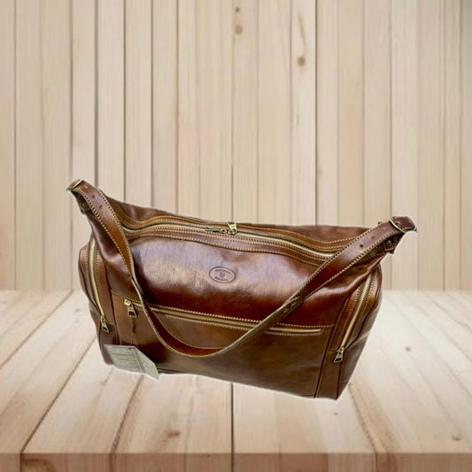 Natural leather sports bag