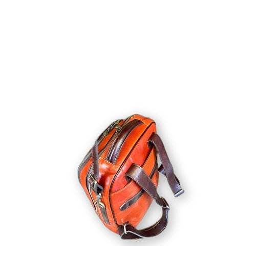 Laptop backpack with shoulder strap