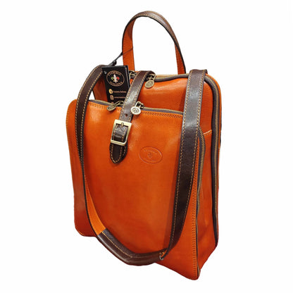 a tracolla zaino a triplo scomparto in pelle arancione e testa di moro zaino uomo donna made in italy cuoieria italiana