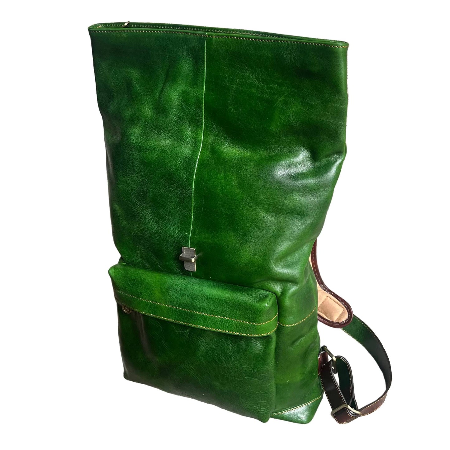 aperto travel zaino grande da avventuriero in cuoio verde e marrone borsa da viaggio in pelle made in italy cuoieria italiana