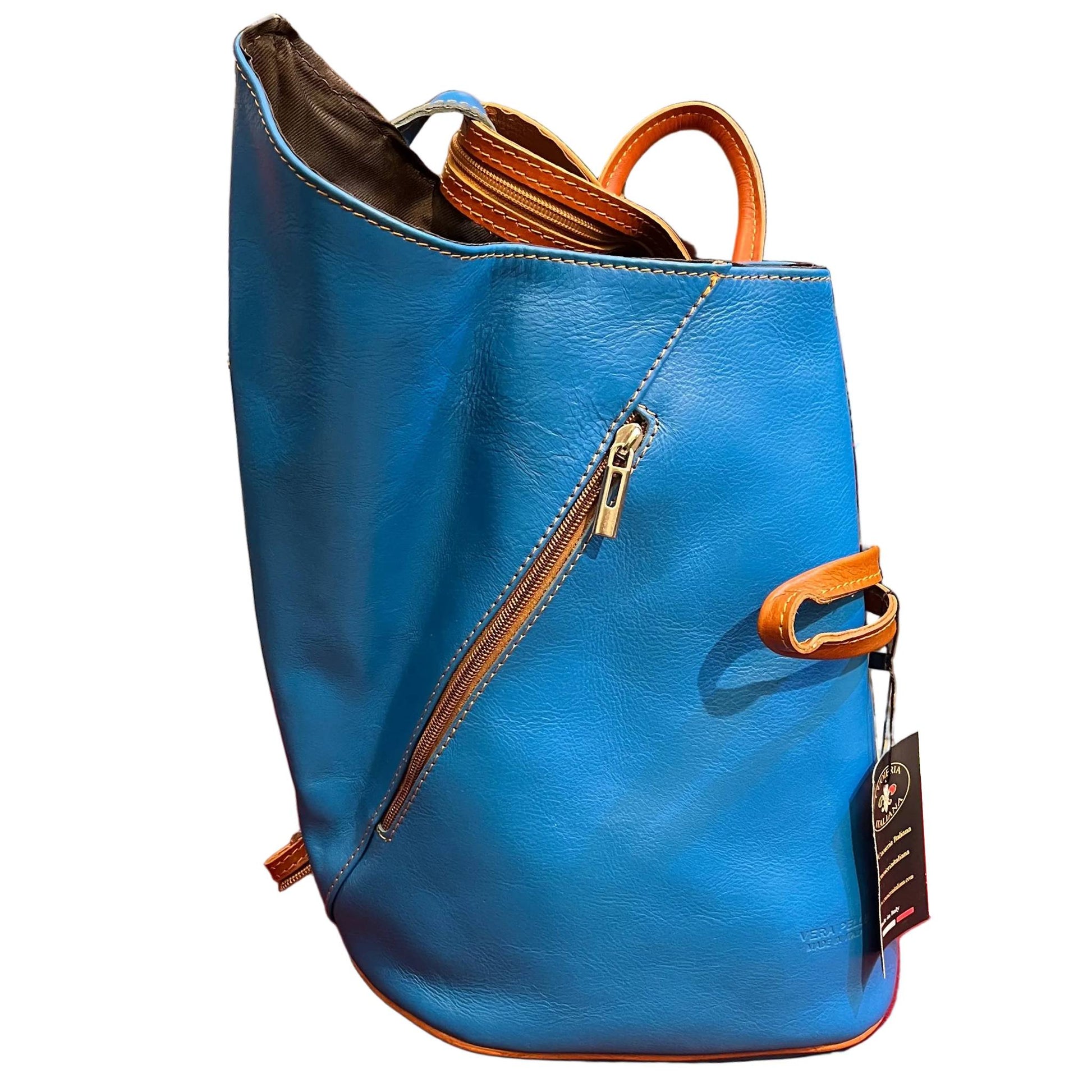 aperto zaino spallone da donna in vera pelle turchese e tinta cuoio naturale borsa fatta a mano in cuoio made in italy cuoieria italiana