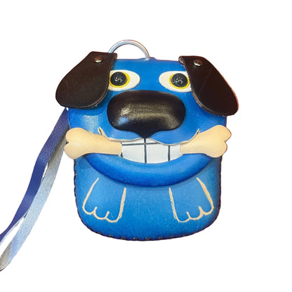 cane porta chiavi in pelle azzurro artigianale accessorio in cuoio cuoieria taliana