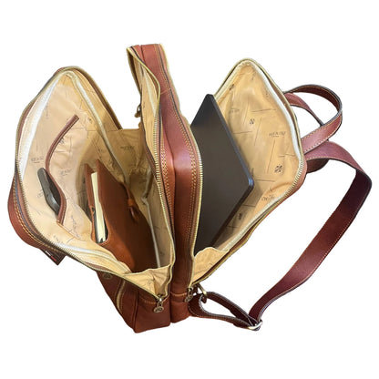 capienza interna deimos zaino porta pc in pelle marrone mogano zaino compatto fatto a mano in cuoio made in italy cuoieria italiana®