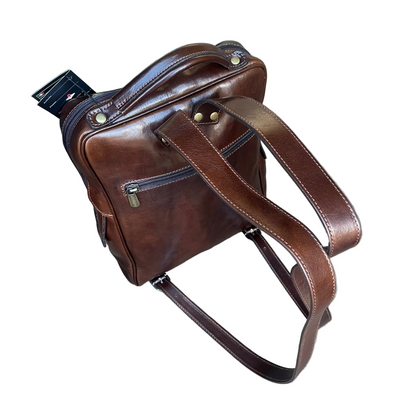 dietro Zaino medio compatto in pelle marrone Borsa in cuoio Made in Italy  Cuoieria Italiana