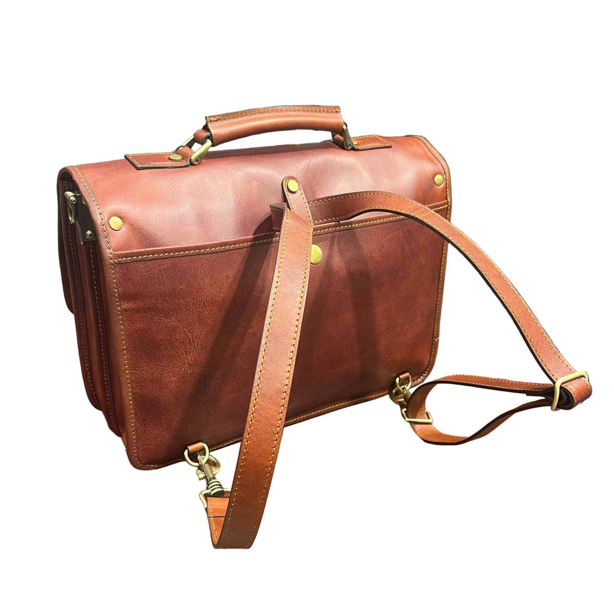 dietro a zaino hydra cartella 2 in 1 in cuoio marrone mogano borsa zaino da lavoro a tracolla fatta a mano in pelle made in italy cuoieria italiana®