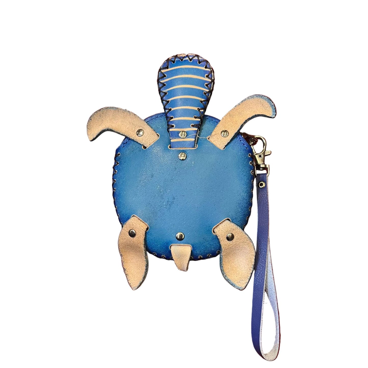 dietro tartaruga porta chiavi in pelle azzurro  artigianale accessorio in cuoio cuoieria italiana