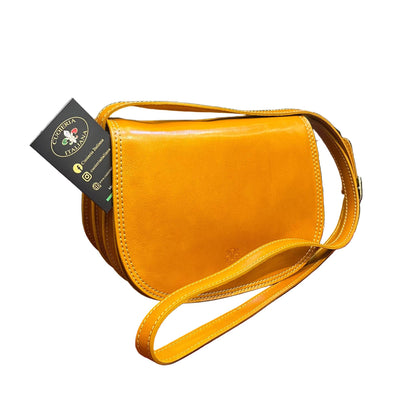 eden borsa postino a tracolla in pelle giallao da donna fatta a mano in cuoio made in italy cuoieria italiana