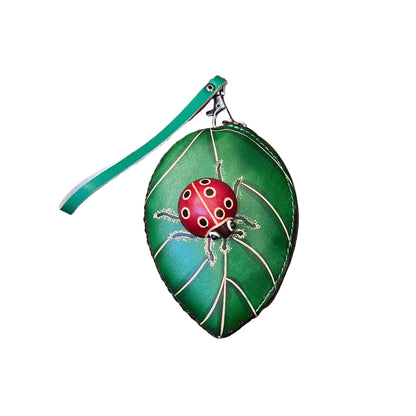 foglia porta chiavi in pelle verde artigianale accessorio in cuoio made in italy cuoieria italiana