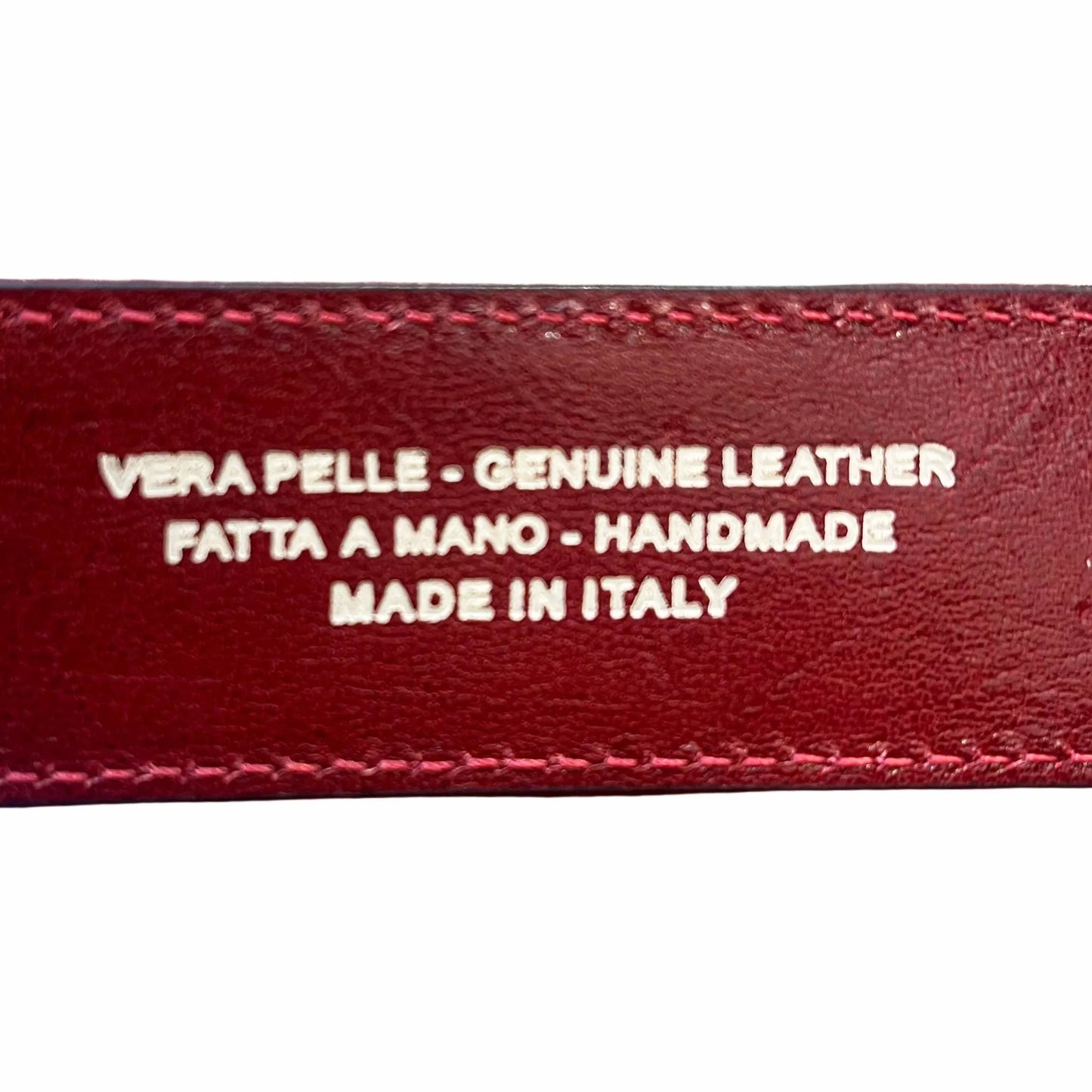 interno cintura rossa in pelle accessorio in cuoio made in italy cuoieria italiana