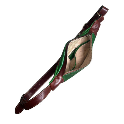 interno mars marsupio in pelle verde e marrone accessorio artigianale unisex in cuoio made in italy cuoieria italiana