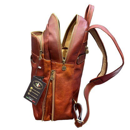 profilo aperto lato sinistro sagittarius zaino grande espandibile in pelle marrone mogano borsa in cuoio fatta a mano made in italy cuoieria italiana®