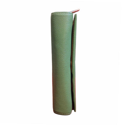 profilo larghezza destra portafoglio grande in pelle verde artigianale uomo e donna made in italy cuoieria italiana