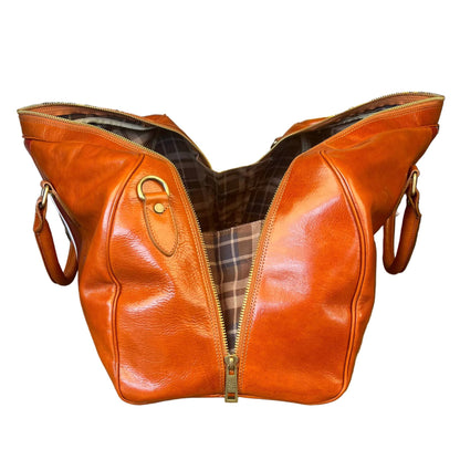 profilo lato larghezza aperto borsone in pelle tinta cuoio naturale con tricolore bagaglio a mano in cuoio fatto a mano made in italy cuoieria italiana ®