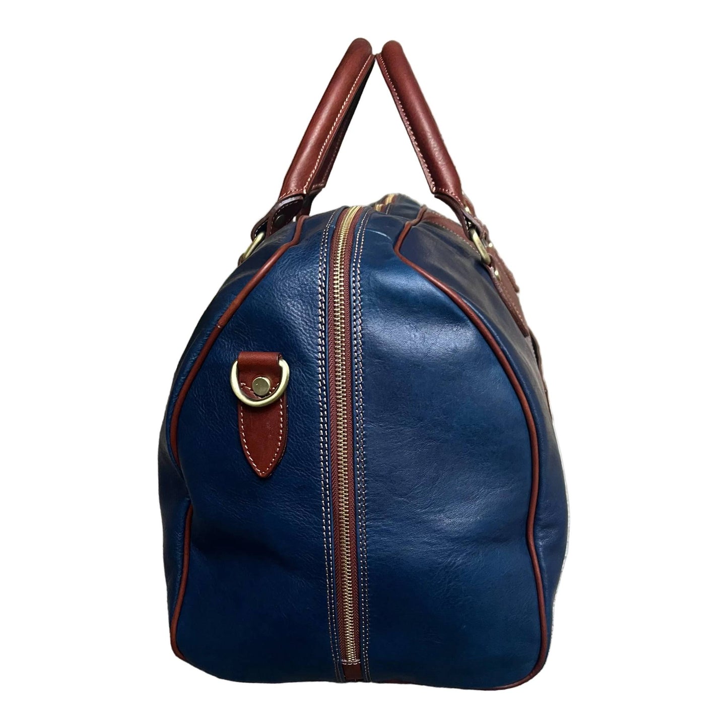 profilo lato larghezza borsone in pelle blue navy opaco bagaglio a mano artigianale made in italy cuoieria italiana