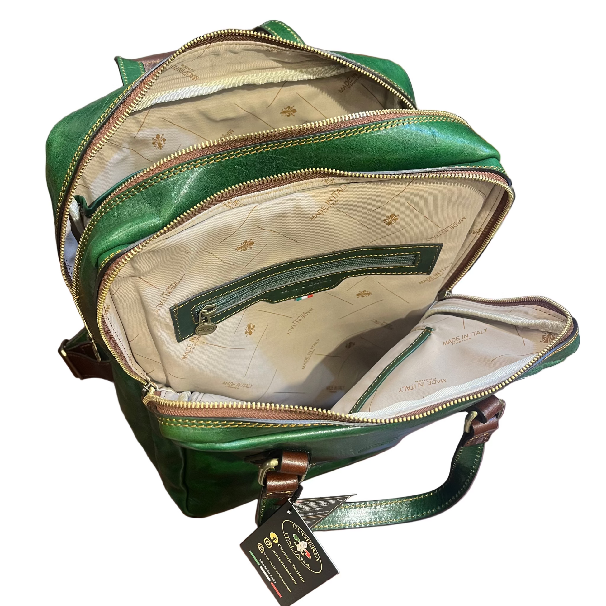 scomparto frontale fobos zaino porta pc in pelle verde e marrone zaino valigetta fatto a mano in cuoio made in italy cuoieria italiana®