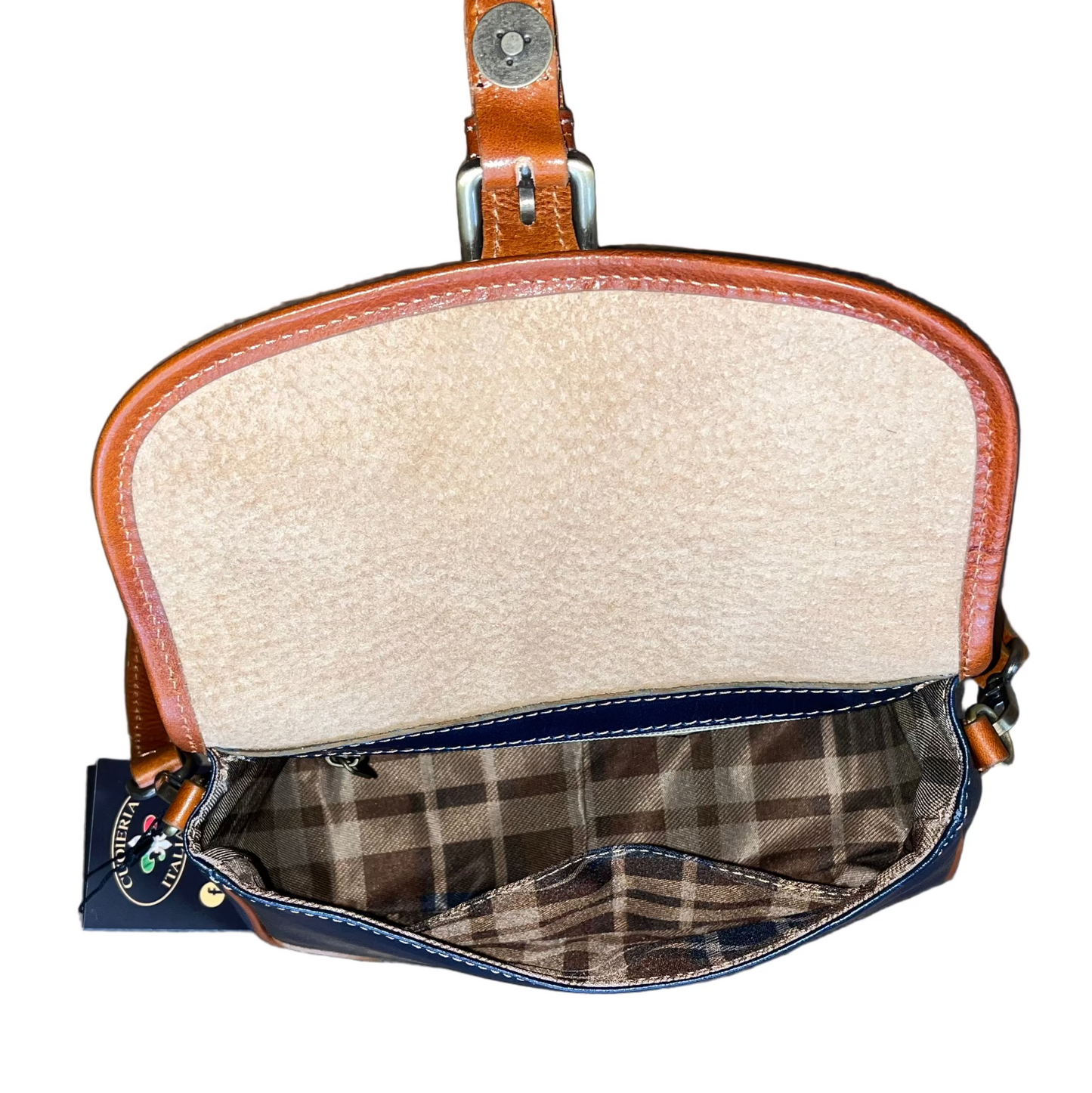 scomparto interno e tasche ares postino compatta in pelle blue navy e cuoio da donna con maniglia e tracolla made in italy cuoieria italiana