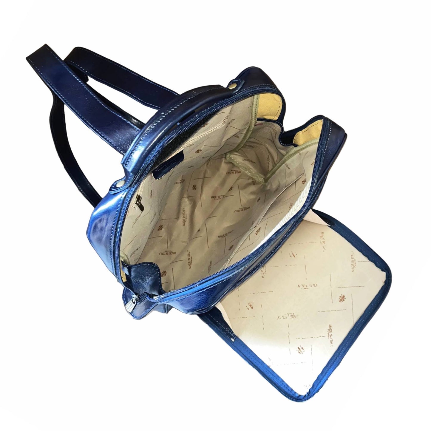 scomparto principale zaino grande compatto in pelle blu borsa in cuoio made in italy cuoieria italiana
