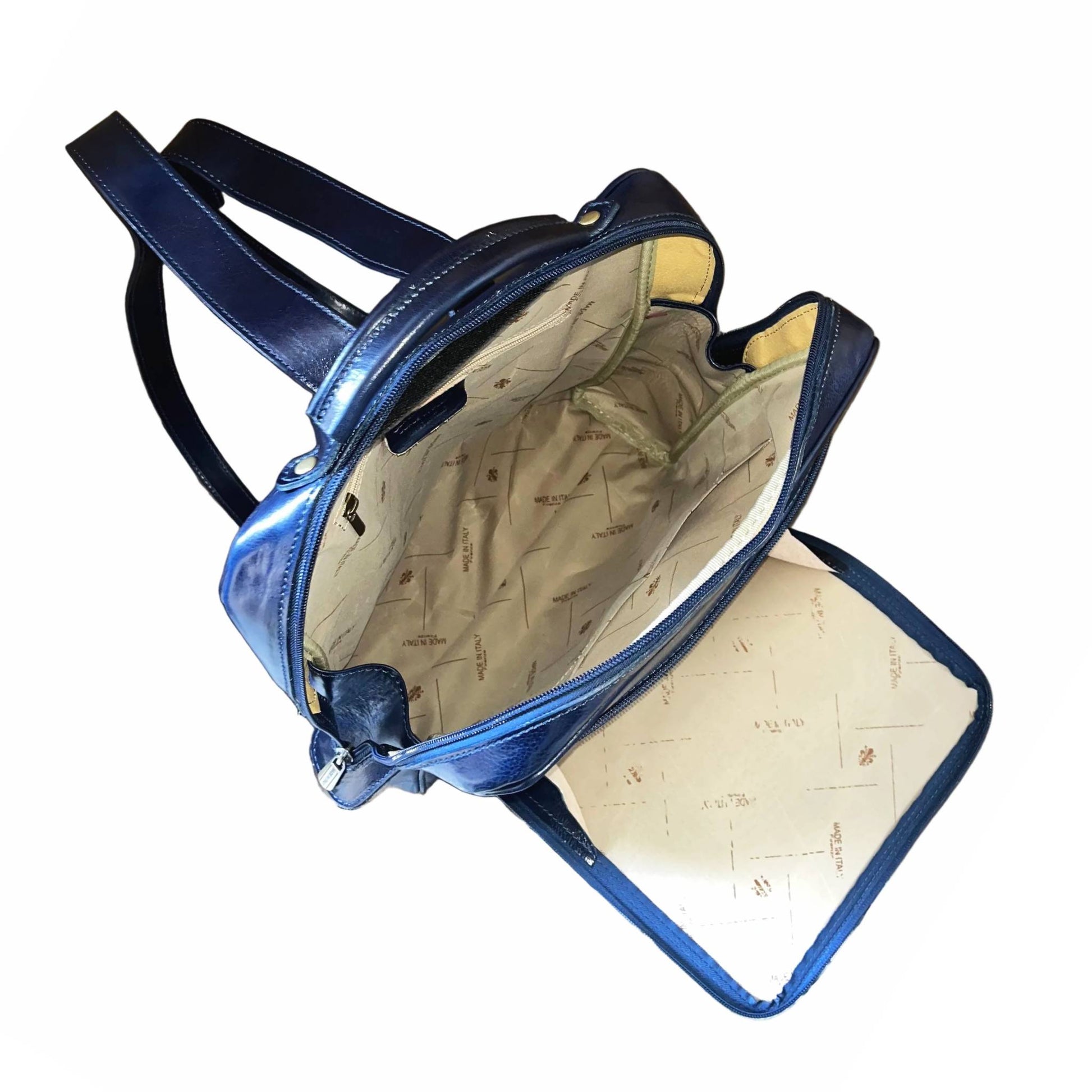 scomparto principale zaino grande compatto in pelle blu borsa in cuoio made in italy cuoieria italiana