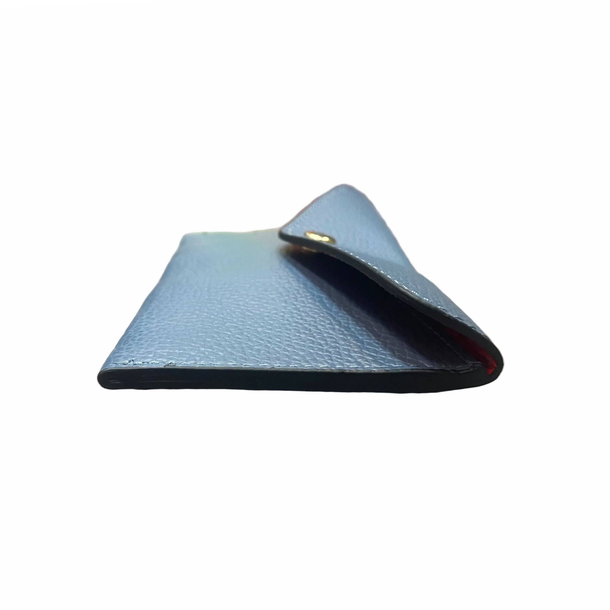 spessore portafoglio sottile in pelle azzurro blue jeans artigianale porta carte in cuoio made in italy cuoieria italiana