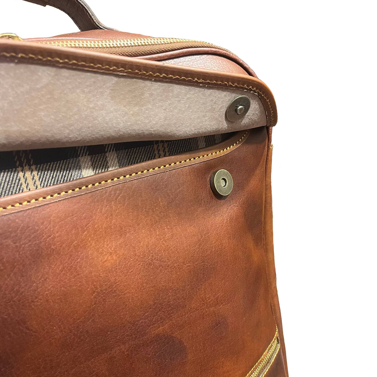 tasca esterna con bottoni magnetici corvus valigia in cuoio da bagaglio a mano trolley fatto a mano in pelle marrone classico made in italy cuoieria italiana®