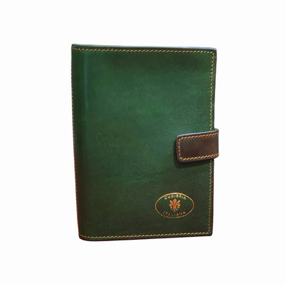 traveller porta passaporto premium in cuoio verde e marrone artigianale accessorio in pelle made in italy cuoieria italiana